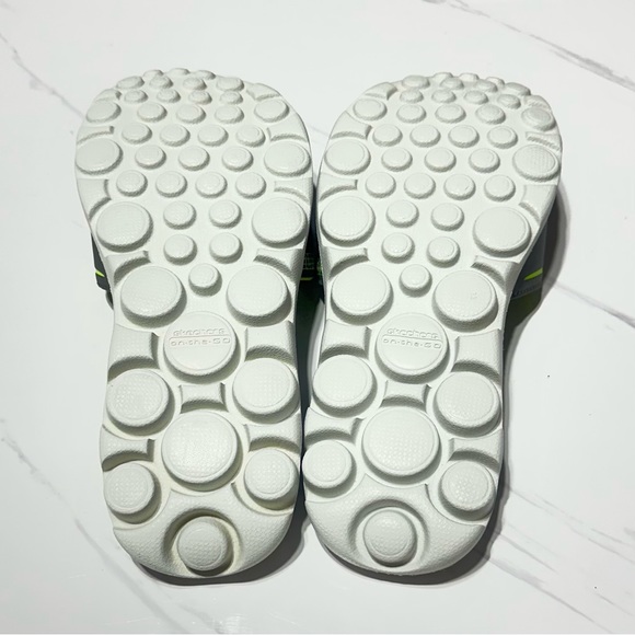 NWOT Skechers Gray Green Lightweigh Women’s Comfy Slip On Velcro Slipper Sz 5 - Picture 11 of 11